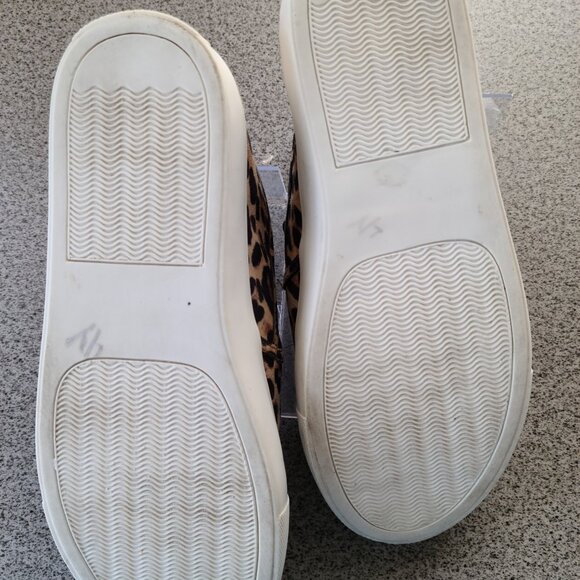 STEVE MADDEN GILLS ''SAFRAY'' LEOPARD PRINT SLIP-ON PLATFORM SNEAKERS METAL LOGO - Picture 7 of 7